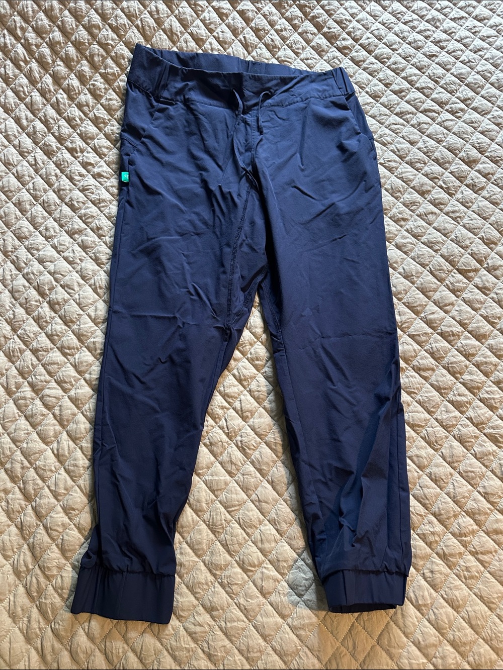 Peppermint 3/4 Navy Pant